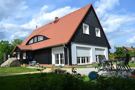 Bild in der Bildergallerie zu Unsere Ferienwohnungen direkt am Ehrlichthof in Rietschen